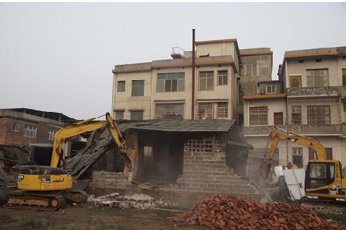 打非拆违有效遏制违法用地
