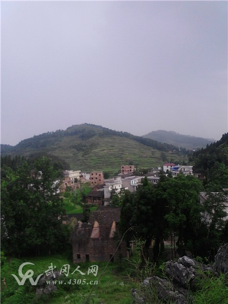 不能給武岡丟臉,邊遠(yuǎn)山村建設(shè)刻不容緩
