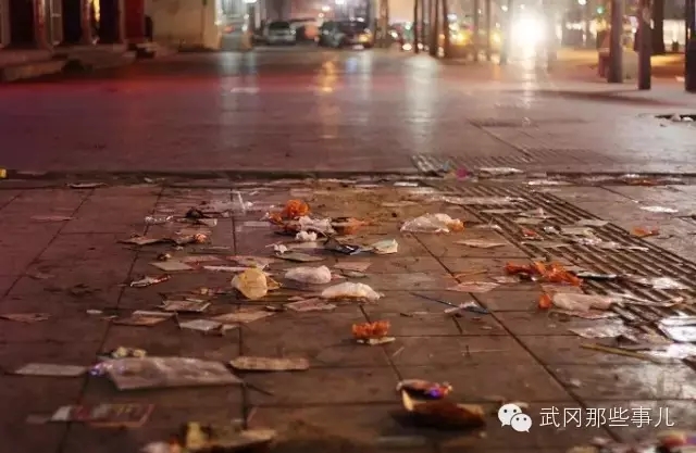 環(huán)衛(wèi)節(jié),向武岡所有的環(huán)衛(wèi)工人致敬!