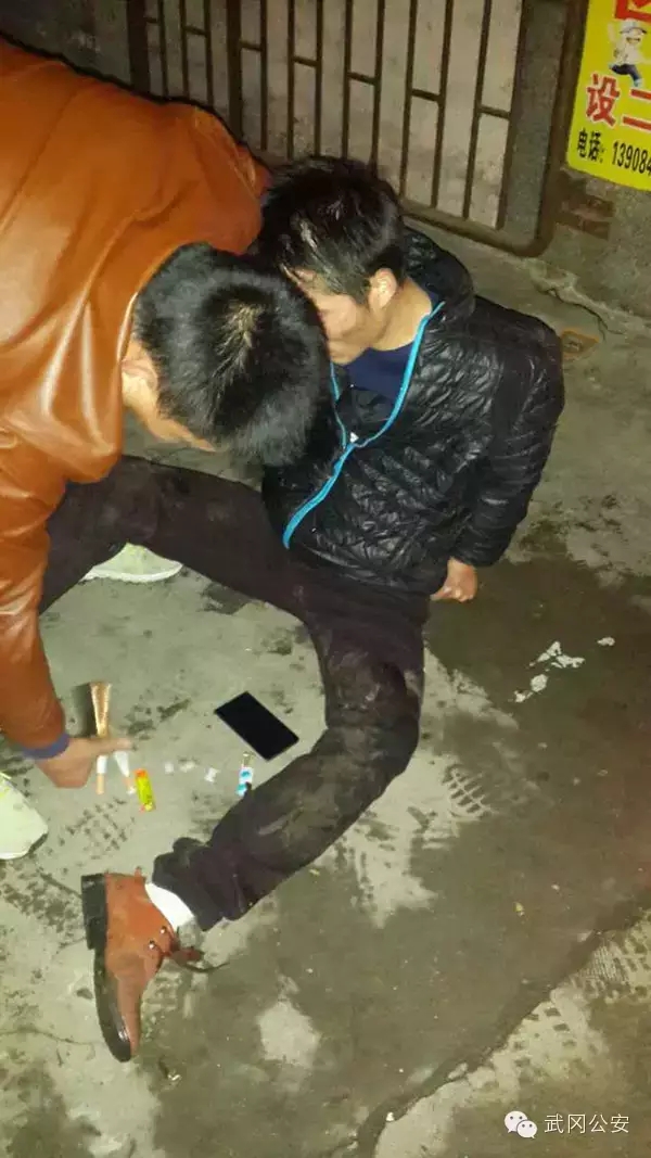 武岡稠樹塘派出所破獲一起零包販毒案