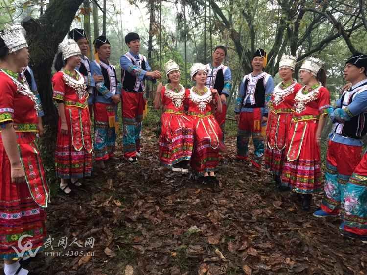 市宣传部在湾头桥镇龙门侗族村拍摄系列山歌