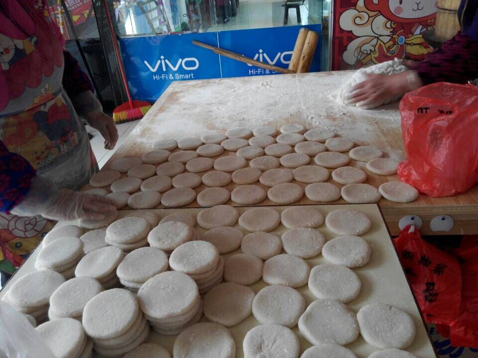 武岡又現(xiàn)手工打糍粑，你有多久沒見過了？
