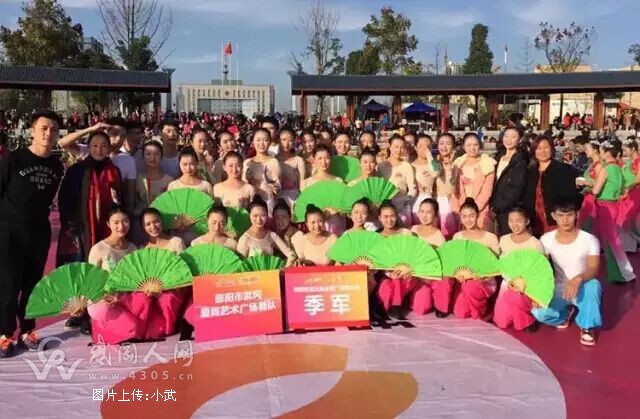 齐灵舞蹈--春季报名大优惠!舞蹈中心的摇篮....