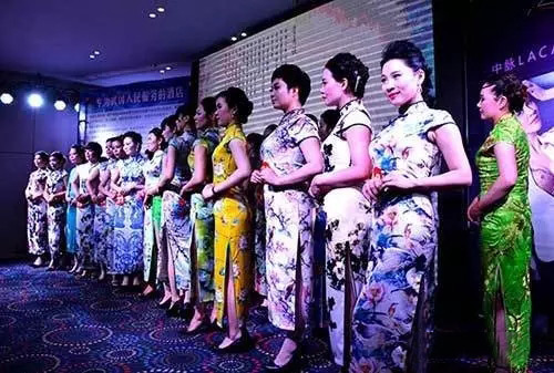 武岡美女如云的“旗袍秀”,展示女性典雅氣質(zhì)