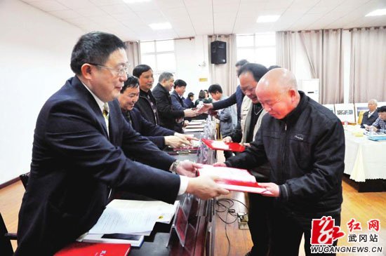 武岡攝影家協(xié)會(huì)連續(xù)七年獲邵陽(yáng)市先進(jìn)!