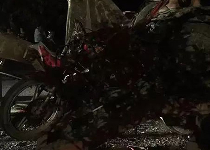 武岡司馬沖少年騎車過快，兩死一傷