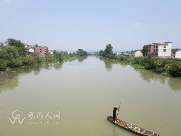 武岡加快資江兩岸風(fēng)光帶建設(shè)