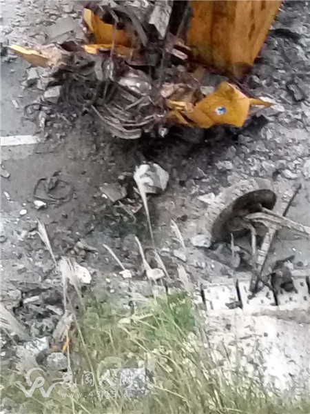 武岡機場連接線橋汽車事故