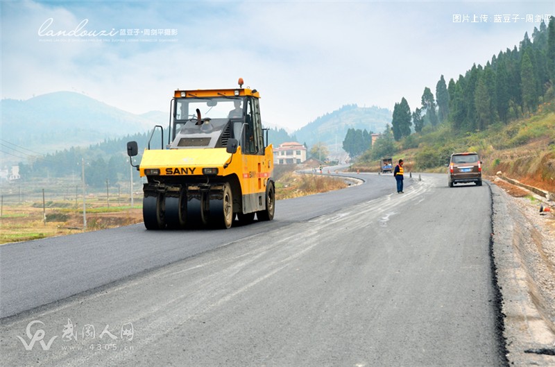 武馬公路今年年底前將全面完工