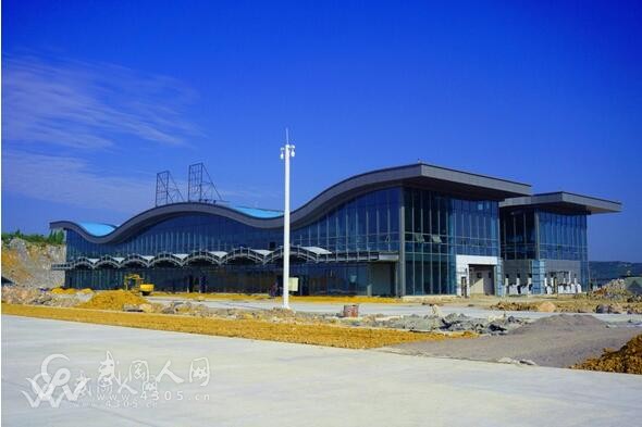 網(wǎng)友最新拍攝的邵陽武岡機(jī)場建設(shè)進(jìn)度視頻