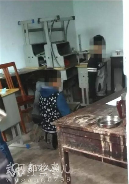 武岡這幾個初中生罰跪兩小時,稱被體罰是常態(tài)!