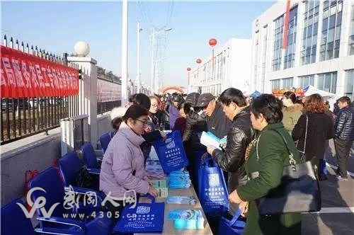 湖南武岡市總“借力用力”居然對(duì)農(nóng)民工……