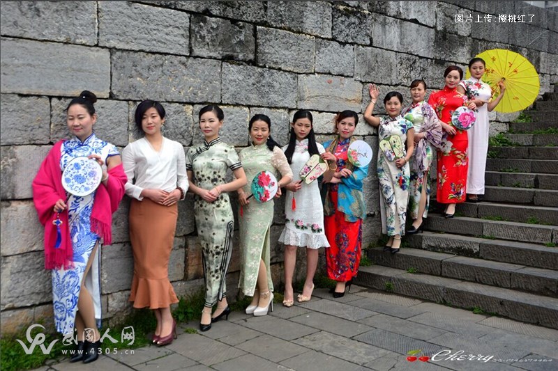 三八女王节   美女乐翻天