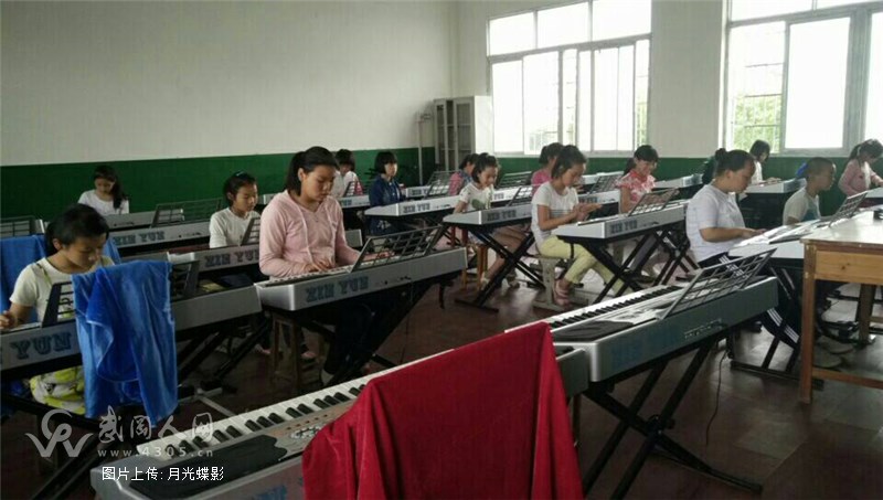 让生命与学问一同生长                                                              ——   记安乐中心小学少年宫活动