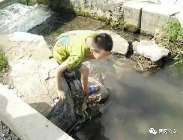 武岡民警借“微力”助聾啞少年回家