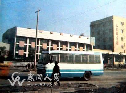 武岡市汽車(chē)北站幫助乘客似親人
