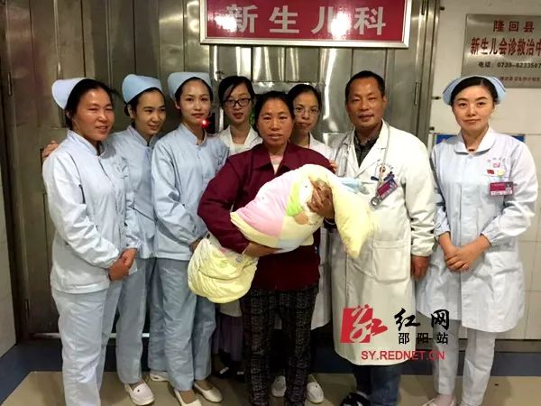 武岡一媽媽早產(chǎn),新生兒不足兩斤!