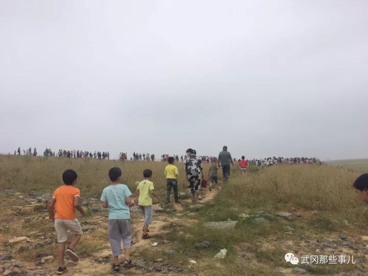第一次去武岡機場看飛機...