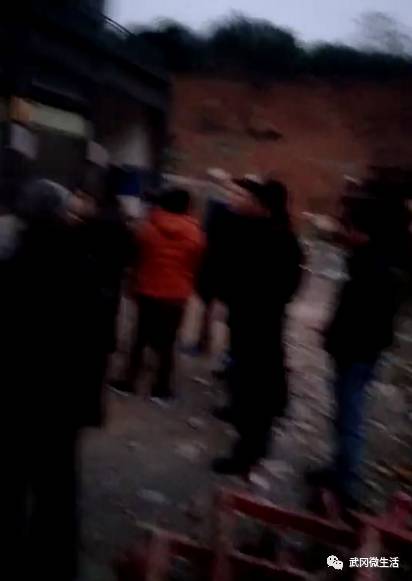 武岡一年輕女子墜樓身亡,原因不明!