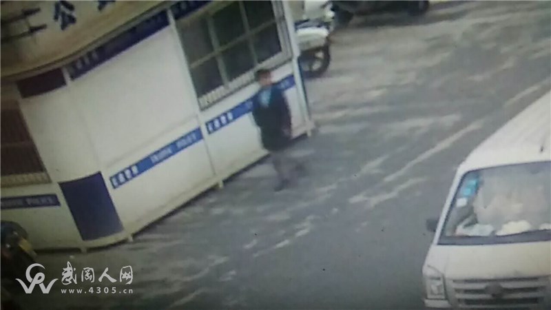 緊急尋人!武岡婦女今早在人民醫(yī)院門口走失,全城接力尋人!