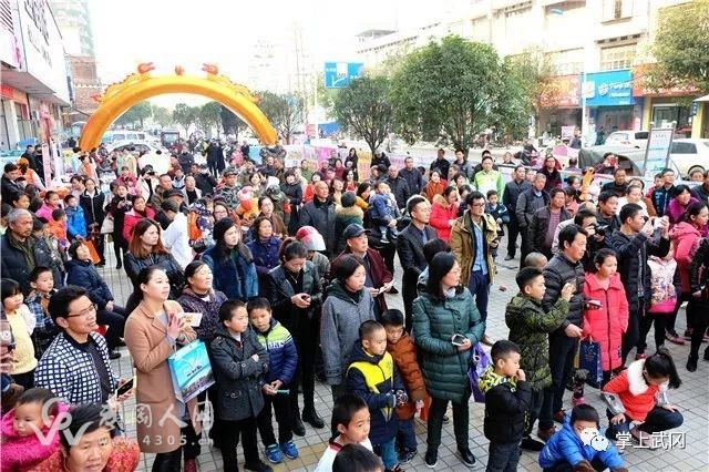 武岡這10個(gè)老板誰認(rèn)識(shí)?他們今天一起干了件大事,惠及全城!