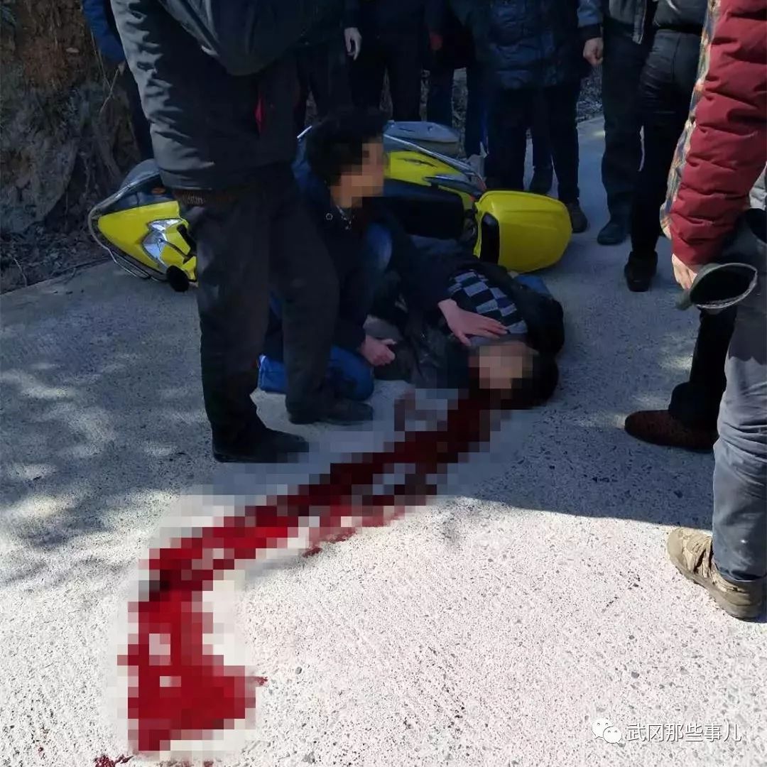 悲剧!武冈一摩托车主出事了,当场身亡!