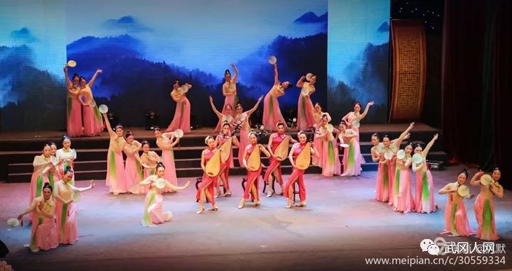 武岡2018年 最美春節(jié)聯(lián)歡晚會(huì),這樣的節(jié)目給我來(lái)更多