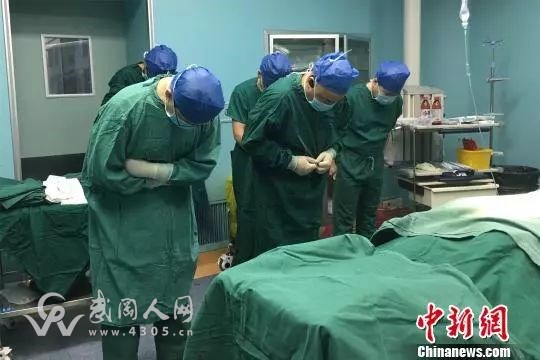 武岡24歲帥兵哥車禍瞬間曝光! 他父親的舉動(dòng)感動(dòng)全國(guó)..