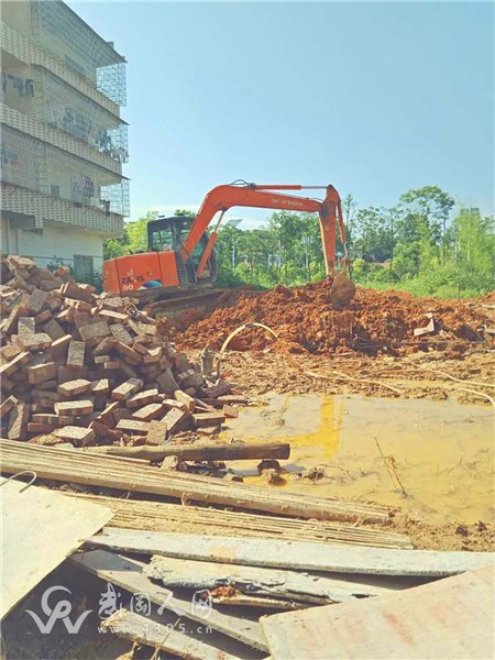 法相巖: “兩違”整治緊盯重點(diǎn)項(xiàng)目建設(shè)   新增違建一律拆除