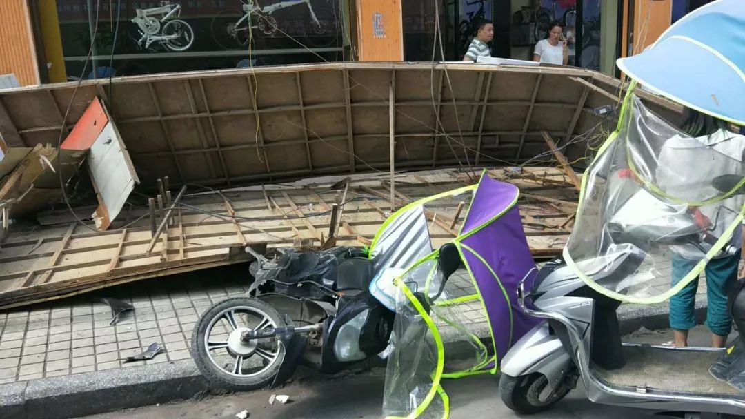 武岡摩托車又出大事,一摩托車乘客當(dāng)場(chǎng)死亡!