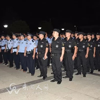 武岡全城出動(dòng)警力650人,抓了16個(gè),查處12臺(tái)違法車(chē),并且...