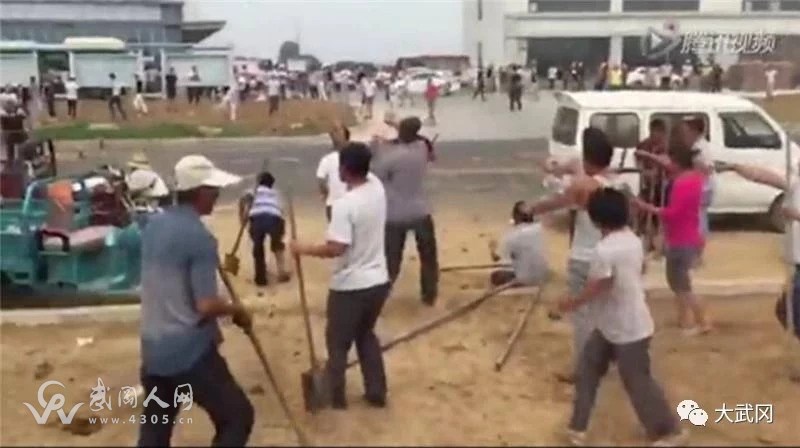 武岡村民用鏟子攻擊城管,違法建房暴力抗法被拘!