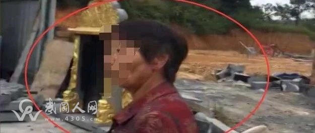 打劫!武岡一老人被兩男子騎摩托搶劫,耳朵差點(diǎn)拉脫!