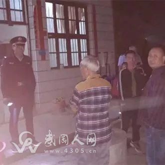 武岡一學(xué)生國慶放假幾天不見人，家人都急瘋了，他卻...