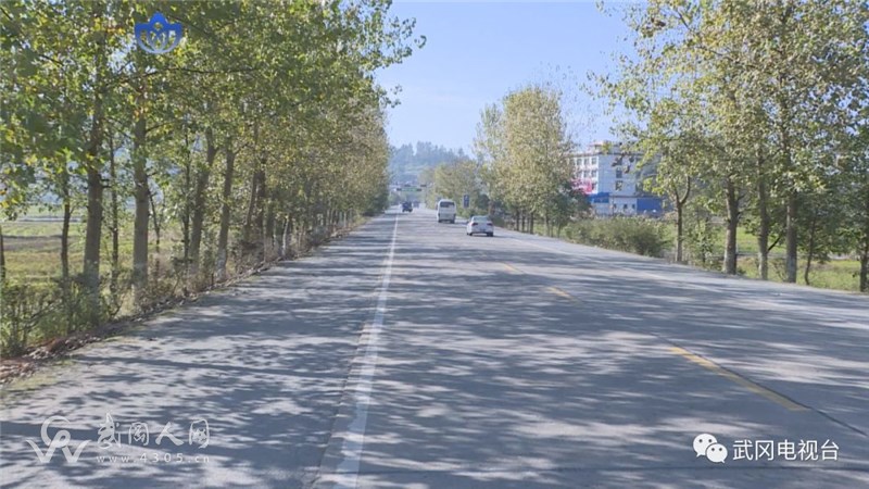 武岡修了這么多漂亮的公路！