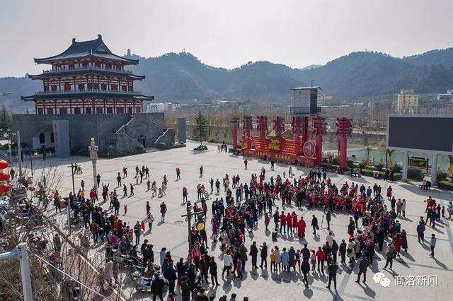 快訊!武岡王城公園今天中午有大型快閃活動,一起去打卡!