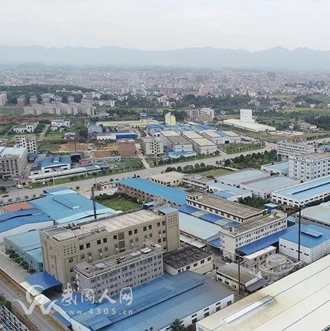 把工業(yè)園區(qū)建成承接沿海產(chǎn)業(yè)轉(zhuǎn)移主陣地