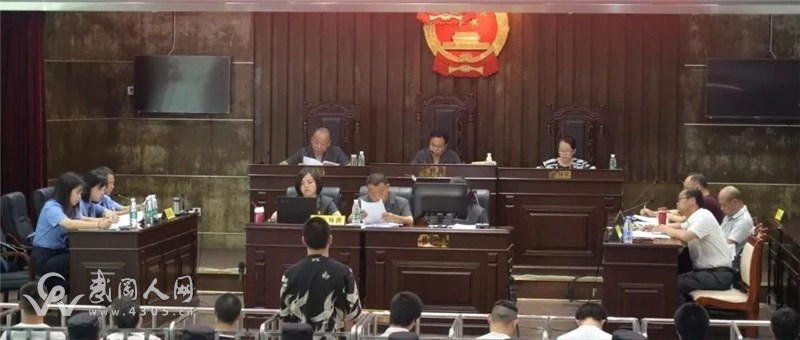 武岡又一惡勢(shì)力團(tuán)伙被開(kāi)庭審理了,竟有12名未成年人