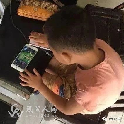 家長懵完,武岡一9歲男孩玩游戲充值,刷掉3000多元