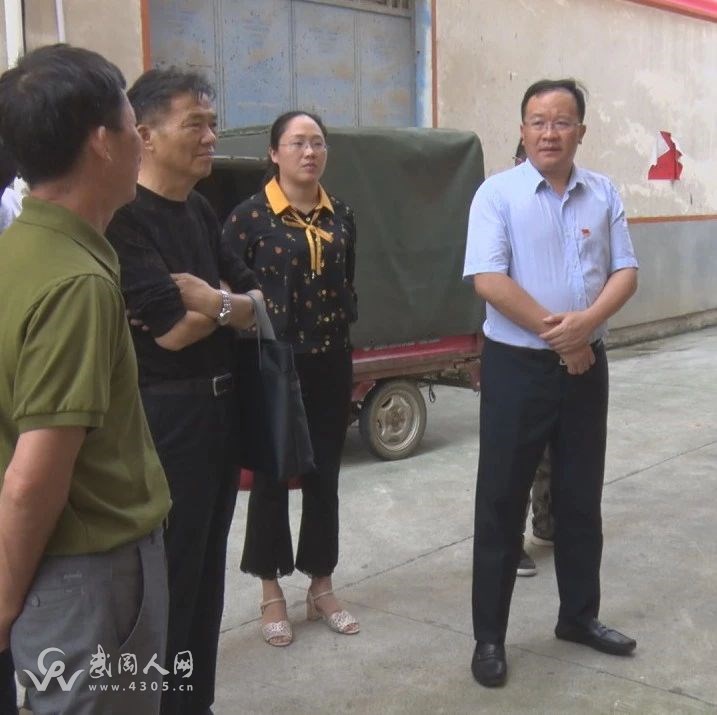 唐克儉主持召開市人民政府第72次常務(wù)會(huì)議