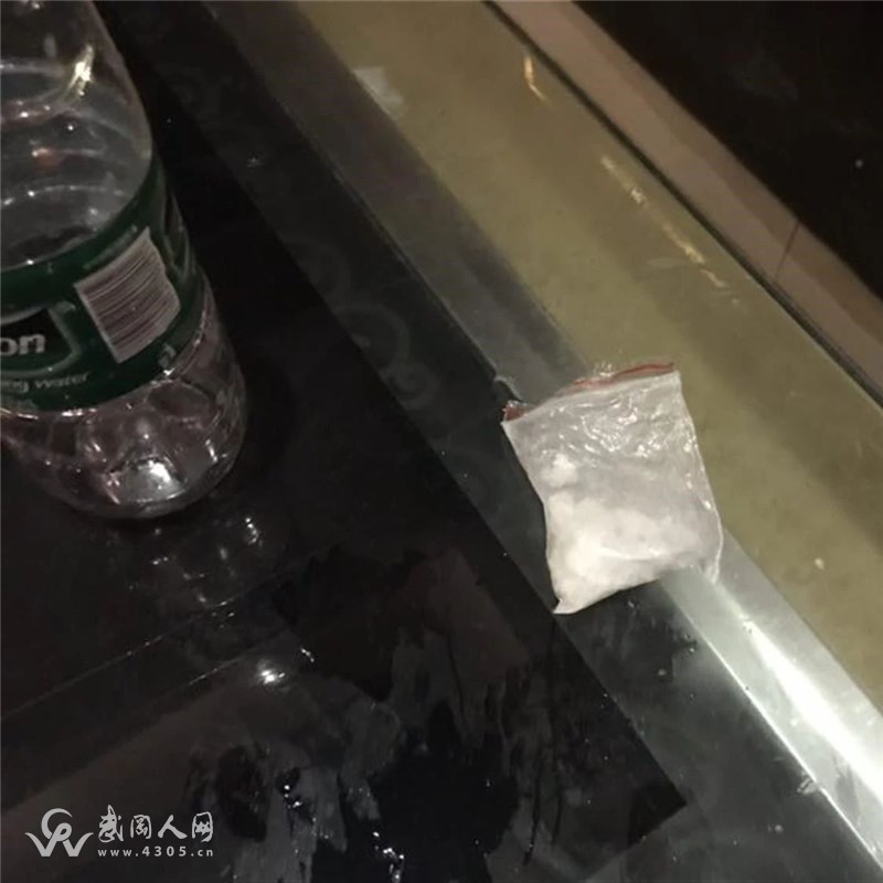 武岡警方查處8名吸毒人員