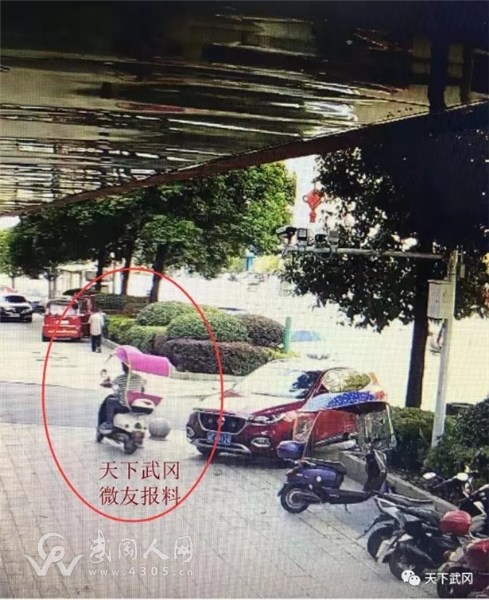 武岡這里有“盜賊”,被監(jiān)控拍個“正著”!