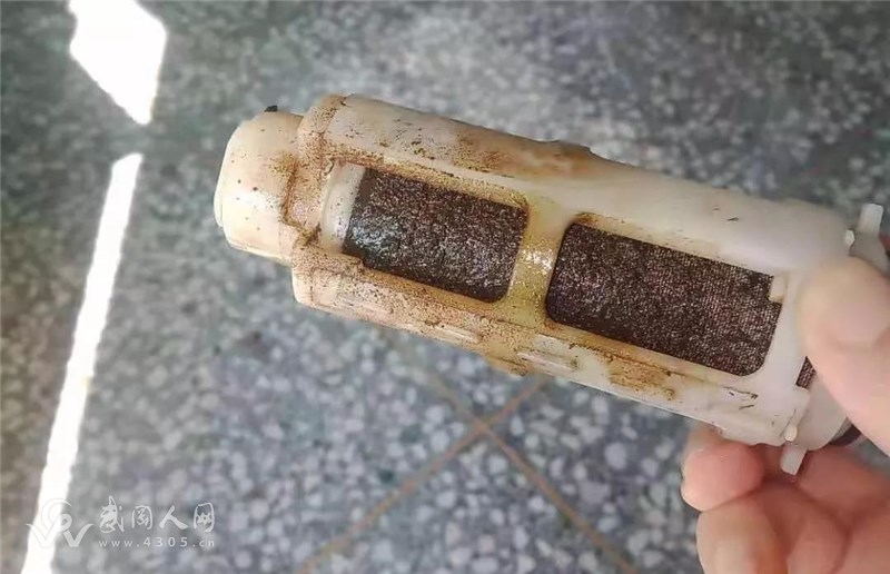 是誰(shuí)在搗鬼！武岡兩個(gè)村  的自來(lái)水滿是泥沙