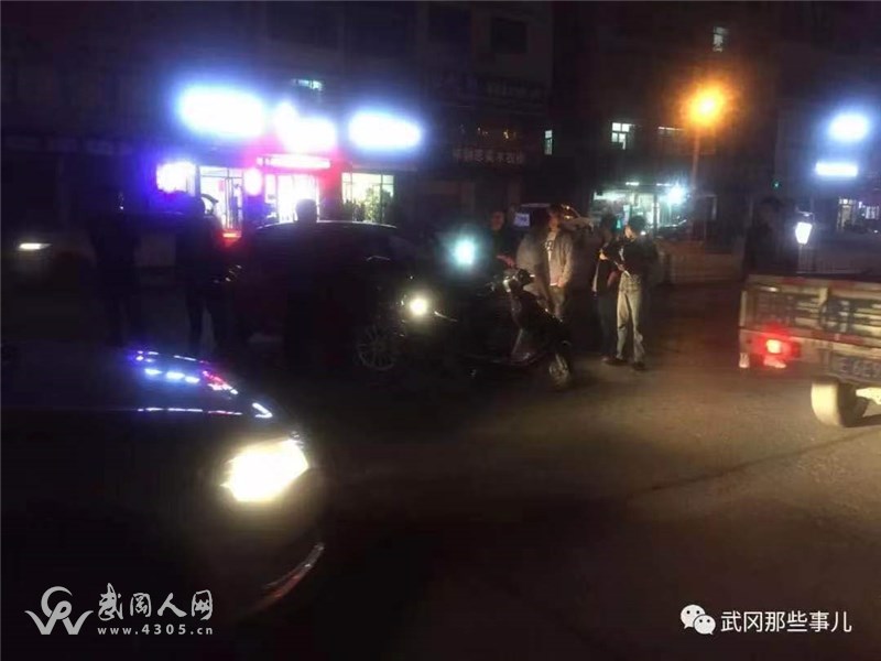 武岡消防車出警十萬火急! 女子駕車卻在前面慢悠悠開了近10分鐘..