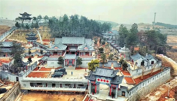 "邵東第一豪宅"被拆:耗資數(shù)千萬(wàn)，宅主曾威脅舉報(bào)人