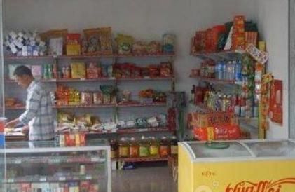 武岡全市所有學校小賣部,一律改成文具店!看看人大代表怎么說..
