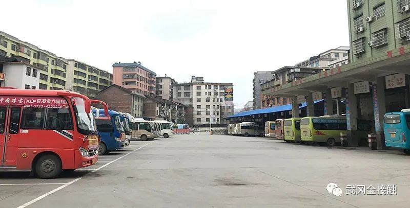 好消息!所有武岡外出務(wù)工人員不要去買票了,這里可免費(fèi)坐車