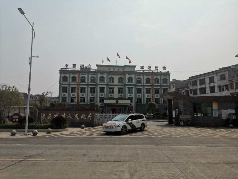 05.jpg