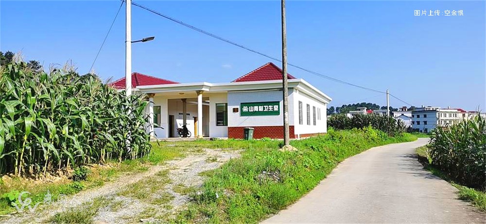 武岡:一女子中暑昏倒村醫(yī)村民緊急救治傳佳話