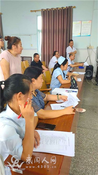 轅門口街道社區(qū)衛(wèi)生服務(wù)中心舉行“徒手心肺復(fù)蘇”練武比賽